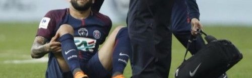  马赛核心球员重伤赛季报销，球队前景蒙上阴影  