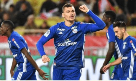  斯特拉斯堡补时绝杀昂热收获宝贵三分  