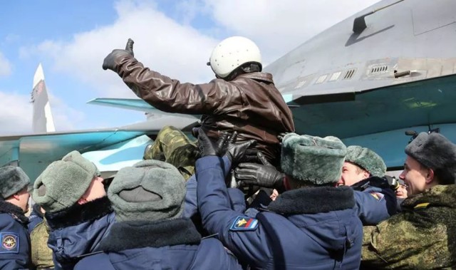  维罗纳定位球战术奏效，高空轰炸敲开胜利之门