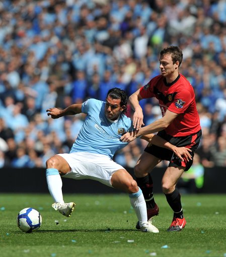  曼城德比战绝杀曼联统治曼市  