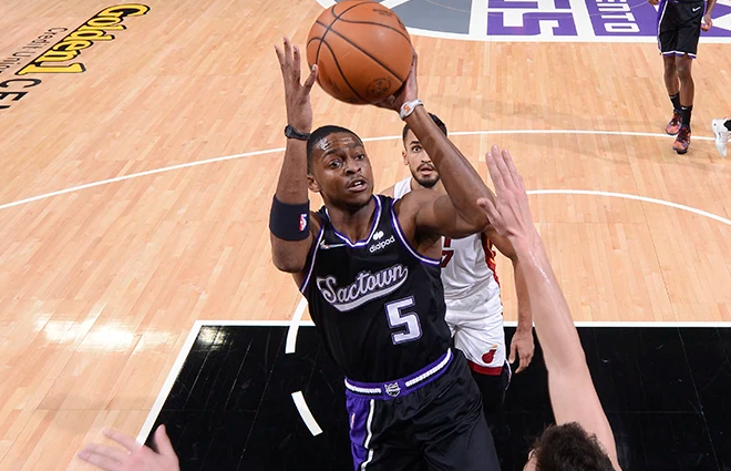  福克斯关键抢断助胜，国王末节发力拿下步行者